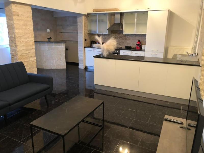 Luxury Apartments Christos 古维亚 外观 照片