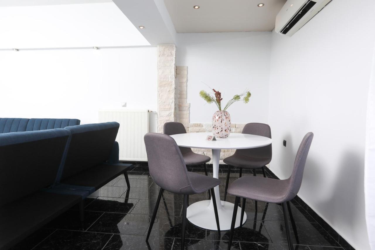Luxury Apartments Christos 古维亚 外观 照片